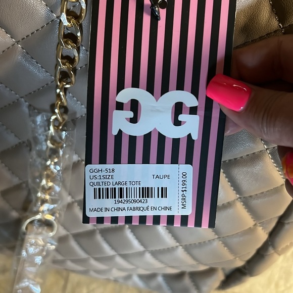 Gilda Paris Quilted Large Tote Bag Taupe with Chain Strap - Picture 2 of 3